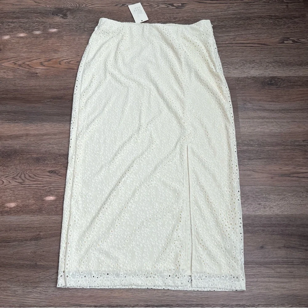 NWT Women's Lace Column a-Line Skirt - a New Day White 8